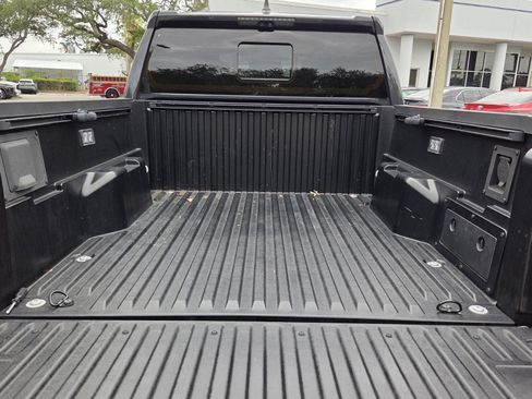 Used 2025 Toyota Tacoma TRD Sport w/ TRD Sport Premium Package RWD image 17