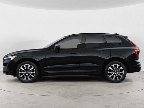 Used 2024 Volvo XC60 B5 Core w/ Protection Package Premier AWD/4WD image 3