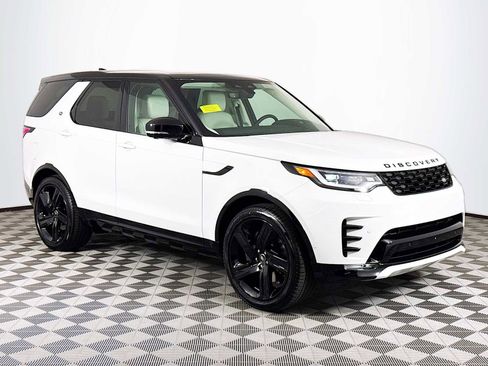 New 2025 Land Rover Discovery Dynamic SE AWD/4WD image 2