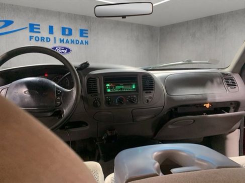 Used 1999 Ford F150 XLT image 15