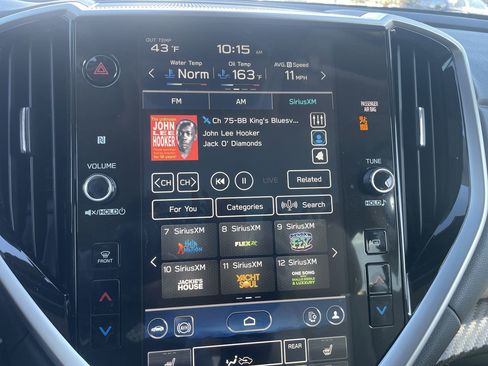 Certified 2025 Subaru Ascent Premium image 21