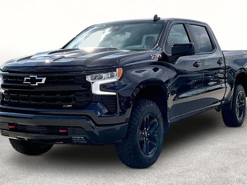 Used 2023 Chevrolet Silverado 1500 LT Trail Boss w/ Protection Package AWD/4WD image 12