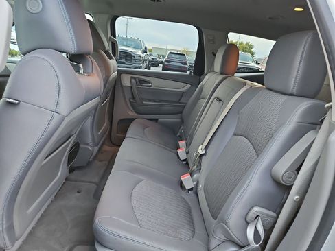 Used 2015 Chevrolet Traverse LS image 13