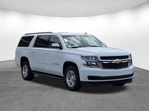 Used 2020 Chevrolet Suburban LT RWD image 9