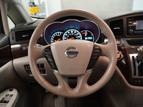 Used 2013 Nissan Quest SV w/ Leather Pkg image 9