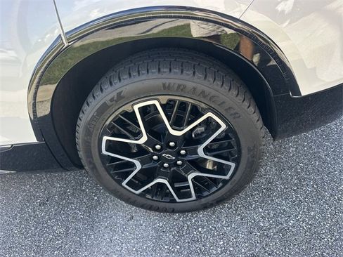 Used 2023 Chevrolet Blazer RS w/ Driver Confidence II Package image 10