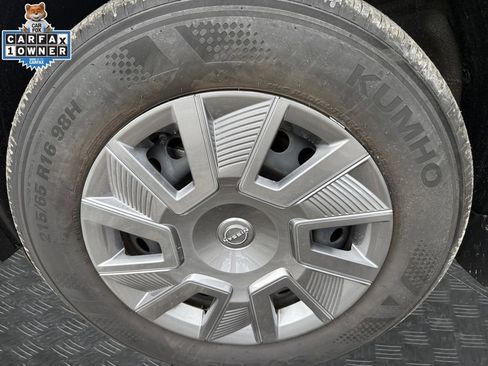 Certified 2025 Nissan Kicks S AWD/4WD image 21