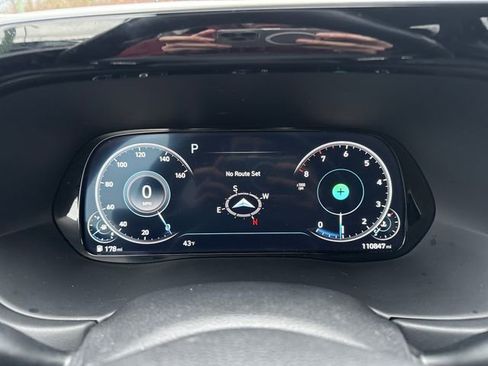 Used 2021 Hyundai Palisade Limited image 9