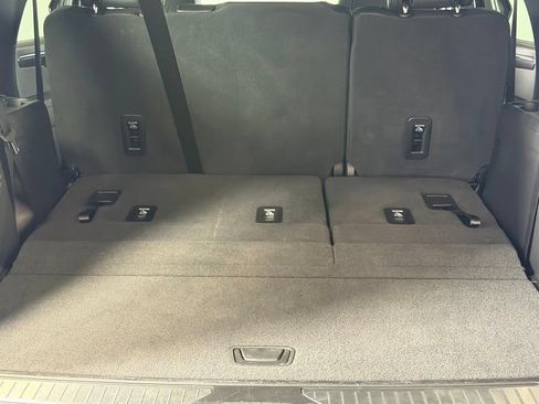 Used 2026 Chevrolet Tahoe RST RWD image 27
