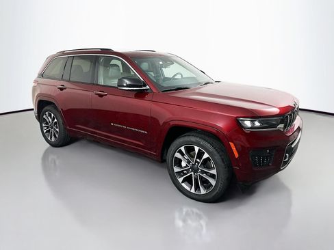 Used 2022 Jeep Grand Cherokee Overland AWD/4WD image 1