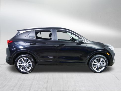 Used 2023 Buick Encore GX Select w/ Sport Touring Package AWD/4WD image 8