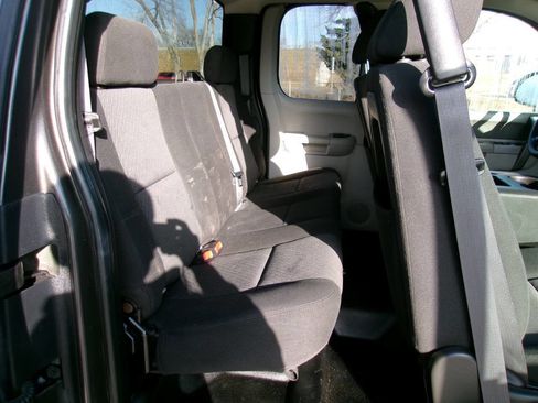 Used 2011 Chevrolet Silverado 2500 W/T image 11