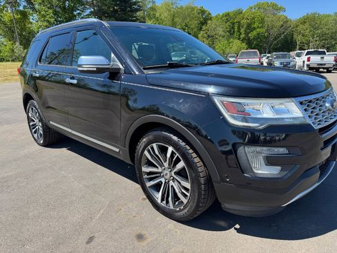 Used 2016 Ford Explorer Platinum AWD/4WD image 12