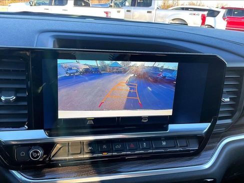 Used 2025 Chevrolet Silverado 1500 RST image 18