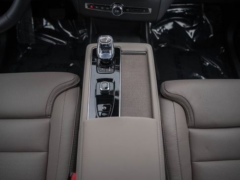 New 2026 Volvo XC90 B6 Ultra w/ Lounge Package image 29