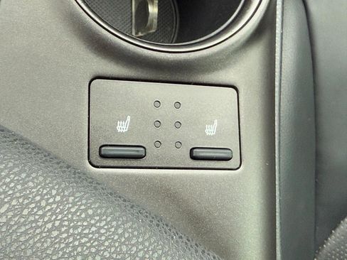 Used 2022 Toyota Camry XSE image 23