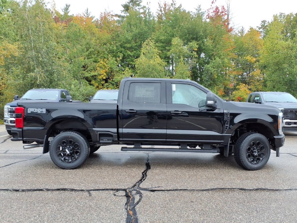 New 2027 Ford F250 XLT w/ XLT Premium Package AWD/4WD image 4