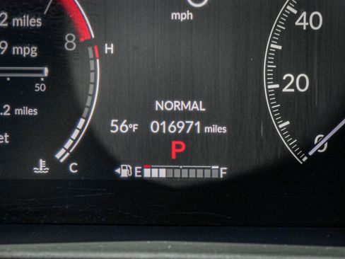 Certified 2024 Honda Ridgeline RTL image 22