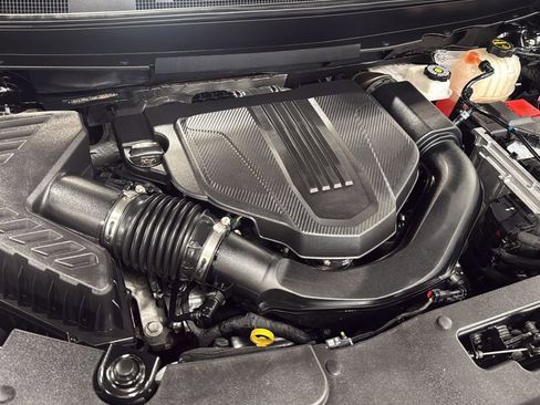 Used 2024 GMC Acadia Elevation AWD/4WD image 41