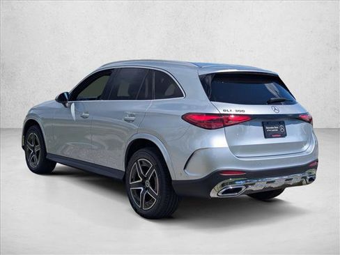 Used 2026 Mercedes-Benz GLC 300 image 8