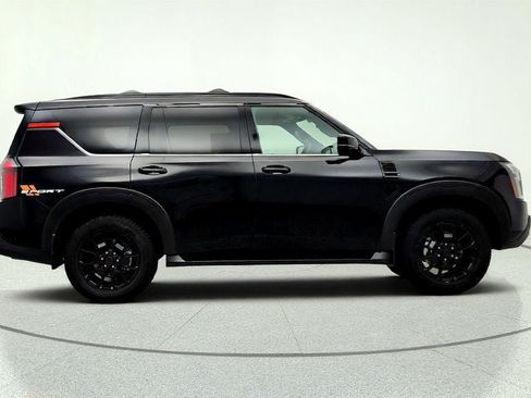 Used 2025 Nissan Armada PRO-4X AWD/4WD image 4