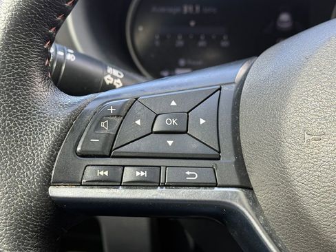 Used 2019 Nissan Kicks SR w/ SR Premium Package image 30