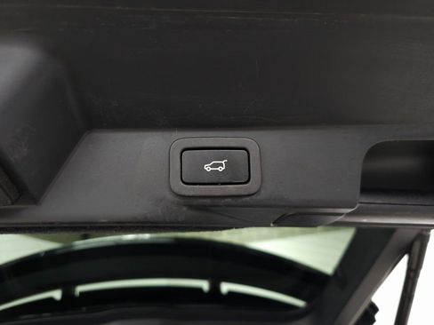 Used 2022 Land Rover Range Rover Sport HSE Silver Edition image 7