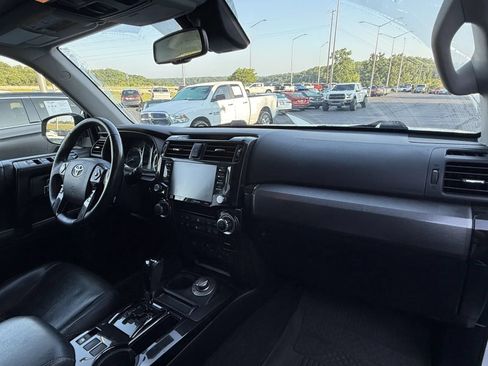 Used 2020 Toyota 4Runner Nightshade AWD/4WD image 13