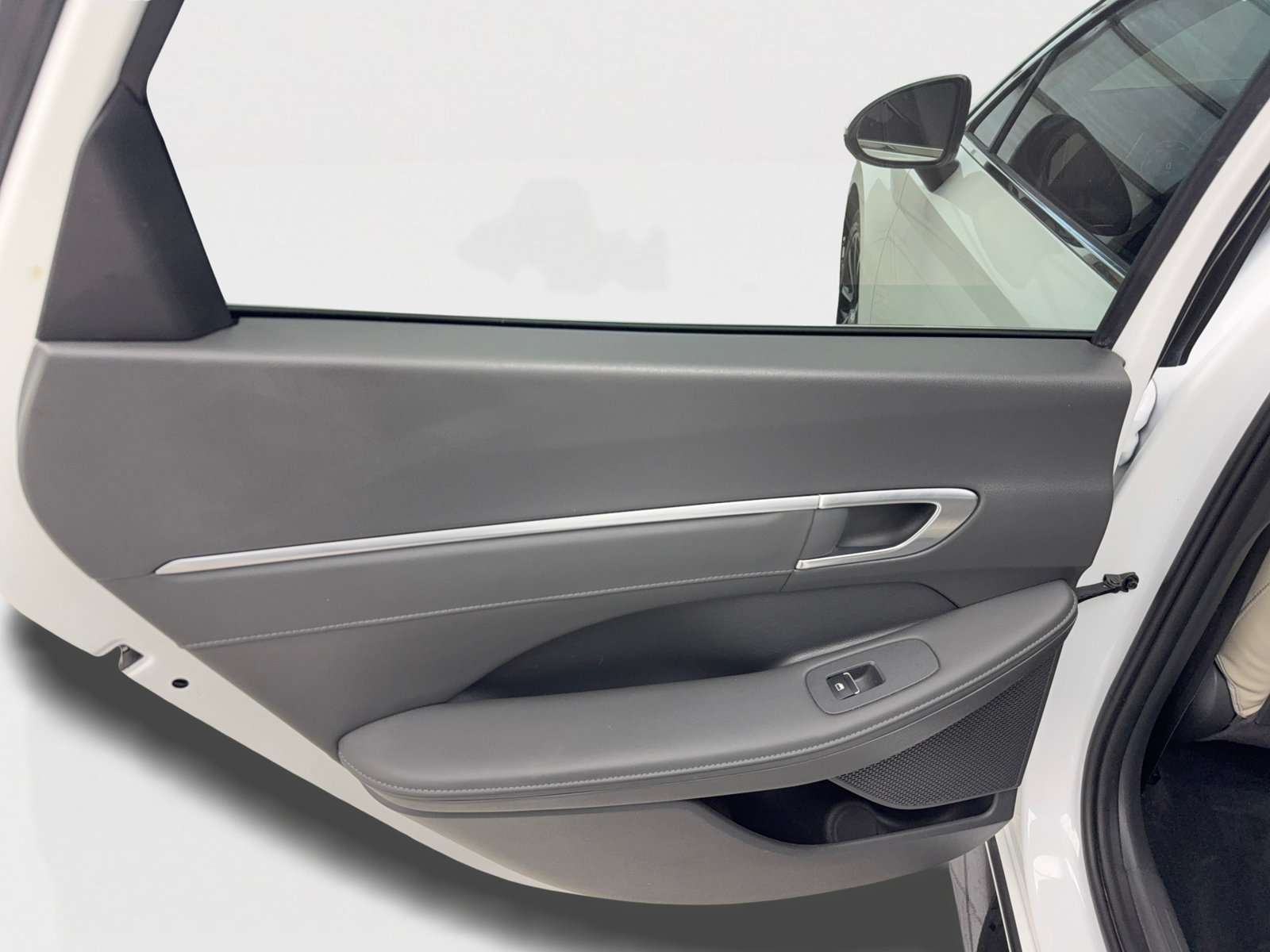 Used 2021 Hyundai Sonata Limited FWD image 48