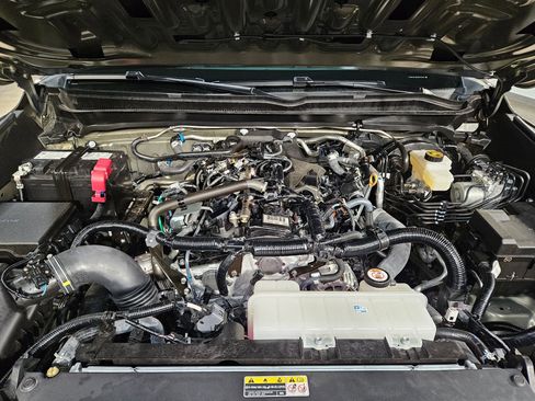 Used 2025 Toyota Tacoma TRD Sport AWD/4WD image 19