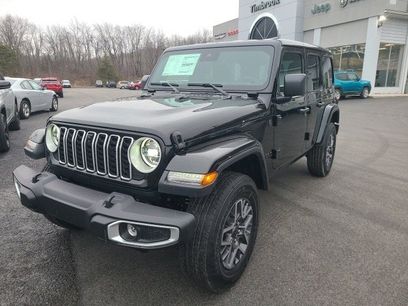 New 2025 Jeep Wrangler Unlimited Sahara w/ Technology Group