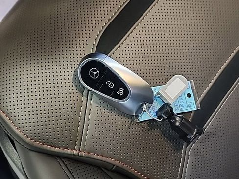 New 2025 Mercedes-Benz GLC 63 AMG S image 29