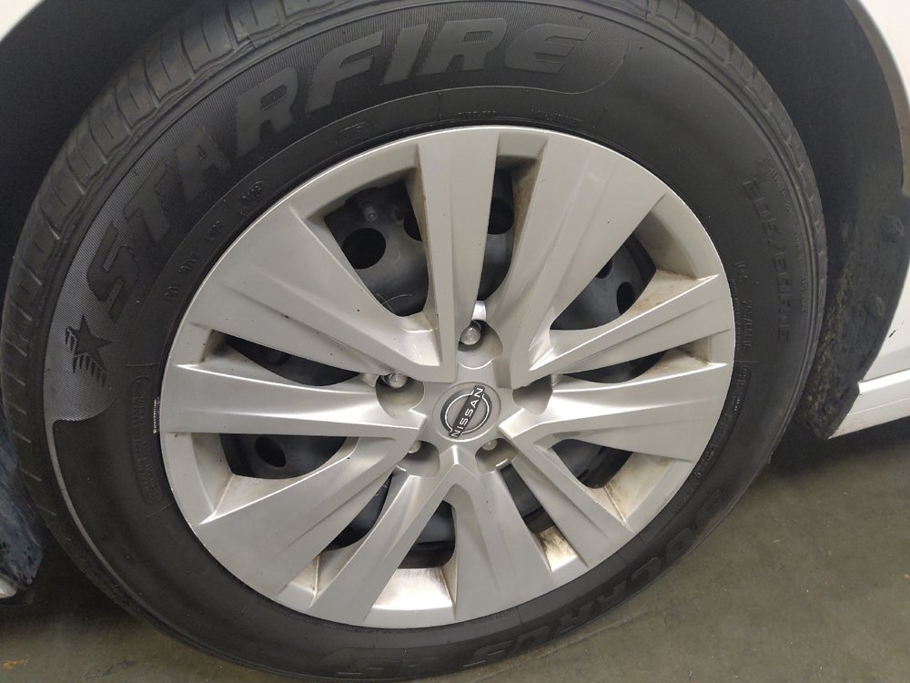 Used 2024 Nissan Sentra S FWD image 31
