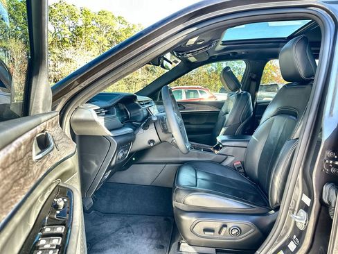 Used 2022 Jeep Grand Cherokee Overland image 20