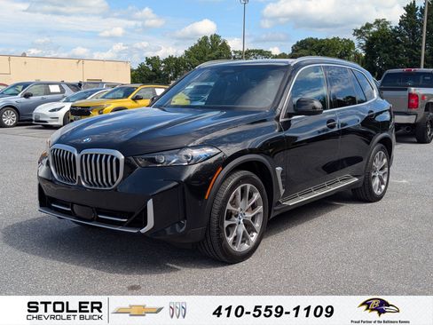 Used 2025 BMW X5 xDrive50e AWD/4WD image 1