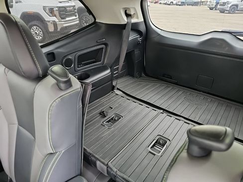 Used 2023 Subaru Ascent Onyx Edition Limited AWD/4WD image 23