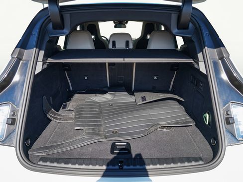 Used 2025 BMW iX xDrive50 image 52