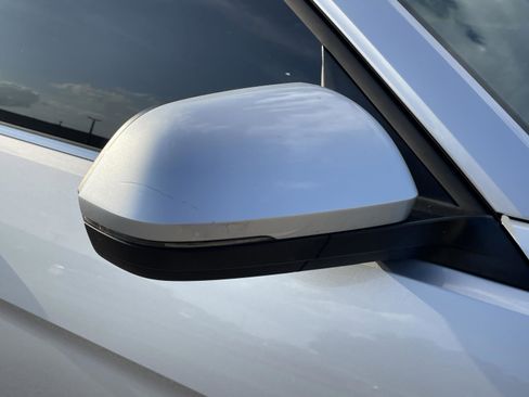 Used 2018 Volkswagen Atlas Launch Edition image 16