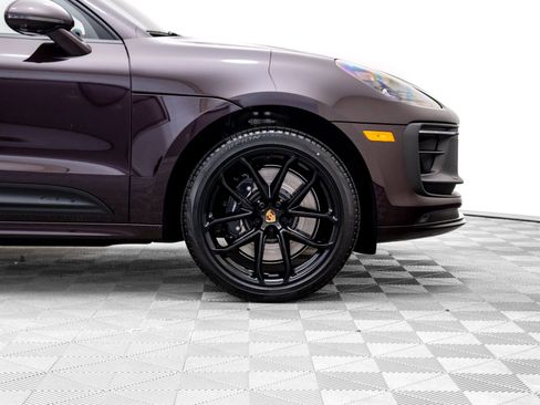 New 2026 Porsche Macan GTS image 33