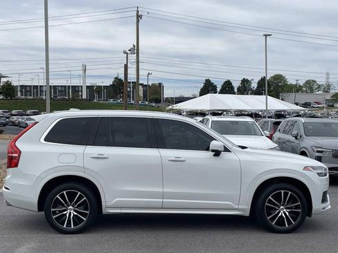 Used 2020 Volvo XC90 T6 Momentum AWD/4WD image 8