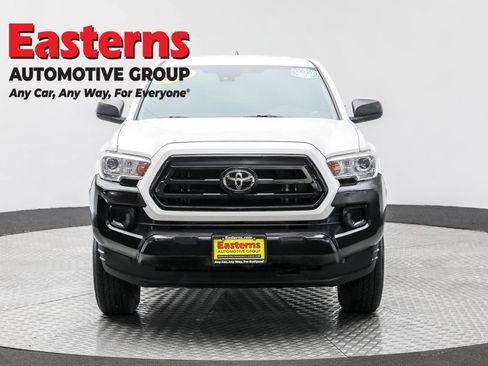 Used 2020 Toyota Tacoma SR image 2