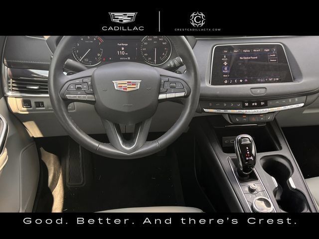 Used 2022 Cadillac XT4 Luxury w/ Cold Weather Package AWD/4WD image 13