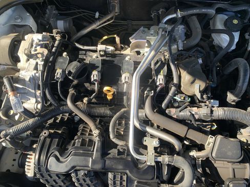 Used 2021 Nissan Altima 2.5 SR w/ SR Premium Package image 47