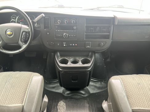 Used 2021 Chevrolet Express 2500 w/ Driver Convenience Package RWD image 19