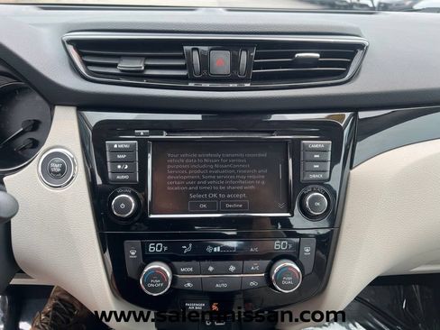 Used 2022 Nissan Rogue Sport SL AWD/4WD image 11