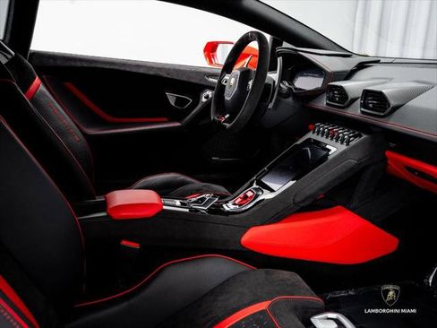 Used 2024 Lamborghini Huracan Tecnica RWD image 41