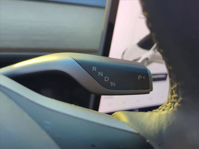 Used 2021 Tesla Model 3 Standard Range Plus RWD image 16