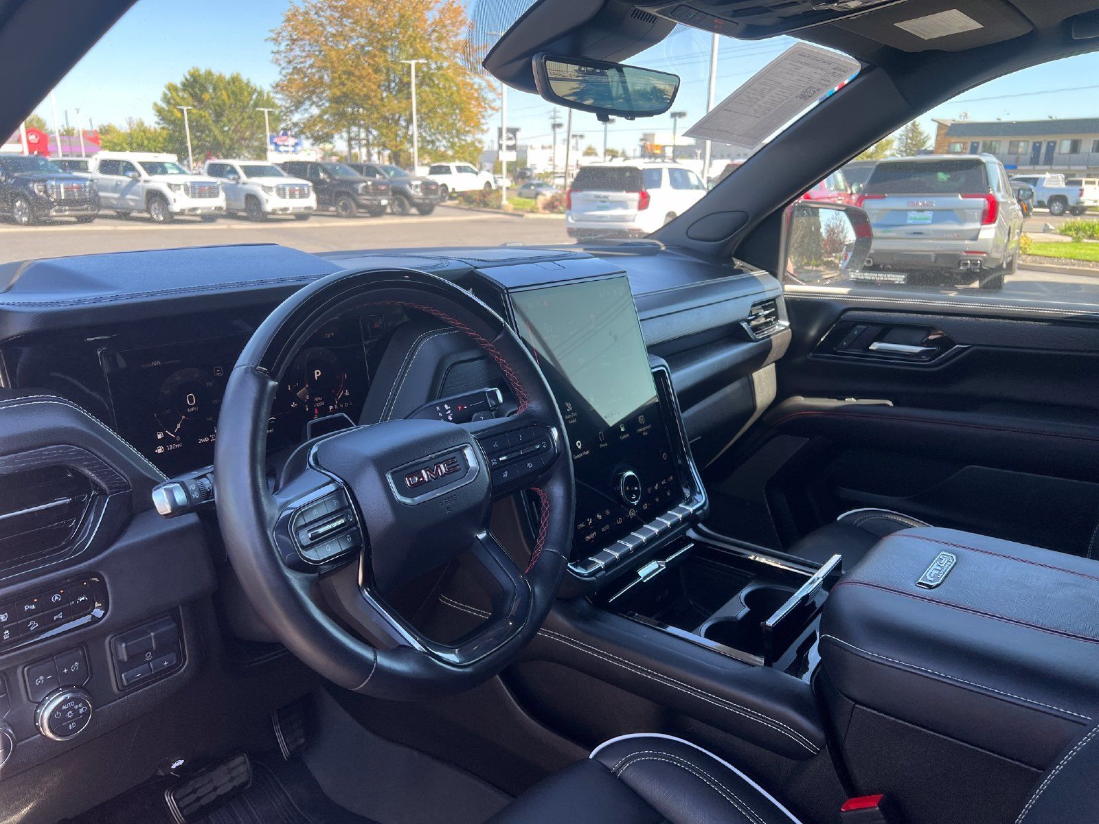 Used 2025 GMC Yukon XL AT4 Ultimate w/ LPO, Floor Liner Package AWD/4WD image 35