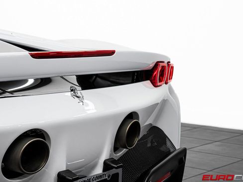 Used 2022 Ferrari SF90 Stradale image 22