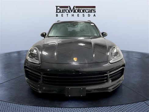Used 2021 Porsche Cayenne image 8